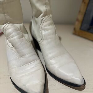 Dolce Vita White Leather Heeled Boots